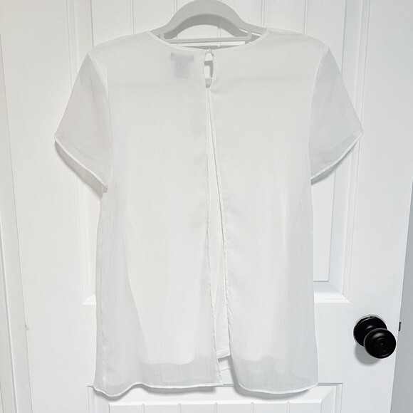 Ann Taylor Chiffon Flowy Blouse Top in White - Picture 3 of 8